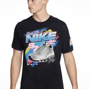 NEW Nike Men's Black Graphic T-Shirt
